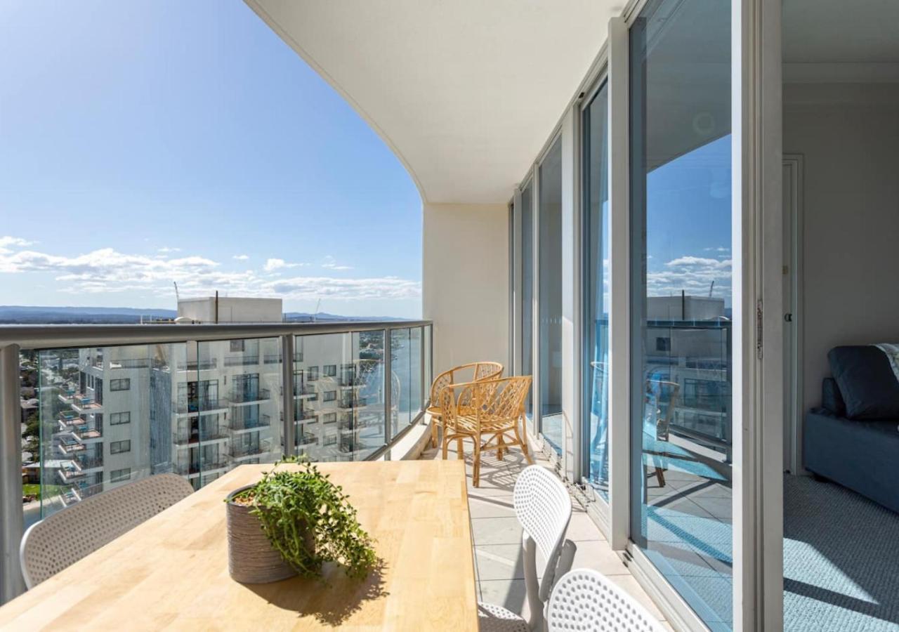 Apartamento 2 Bdrm Towers Of Chevron, 19th Floor Amazing View *