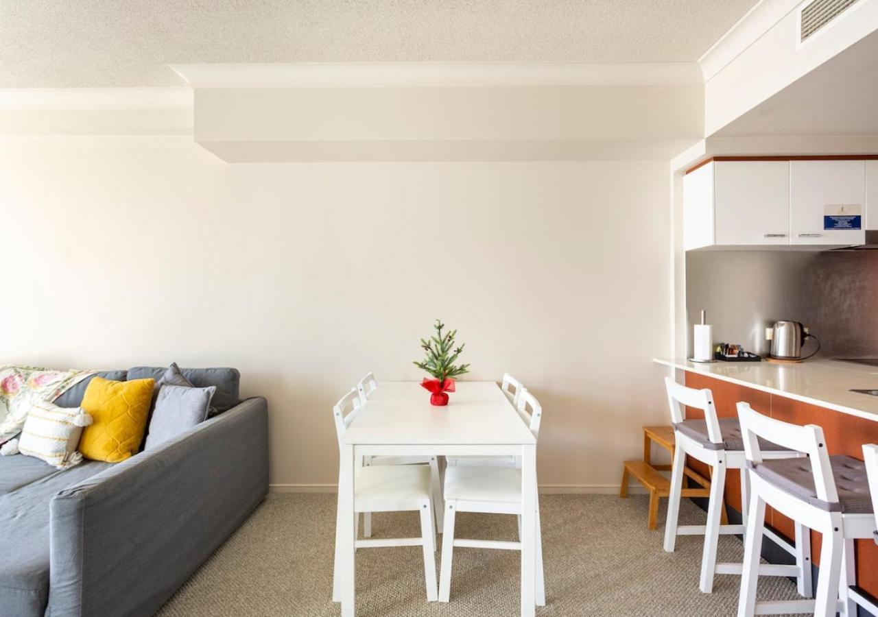 2 Bdrm Towers Of Chevron, 19th Floor Amazing View Apartamento