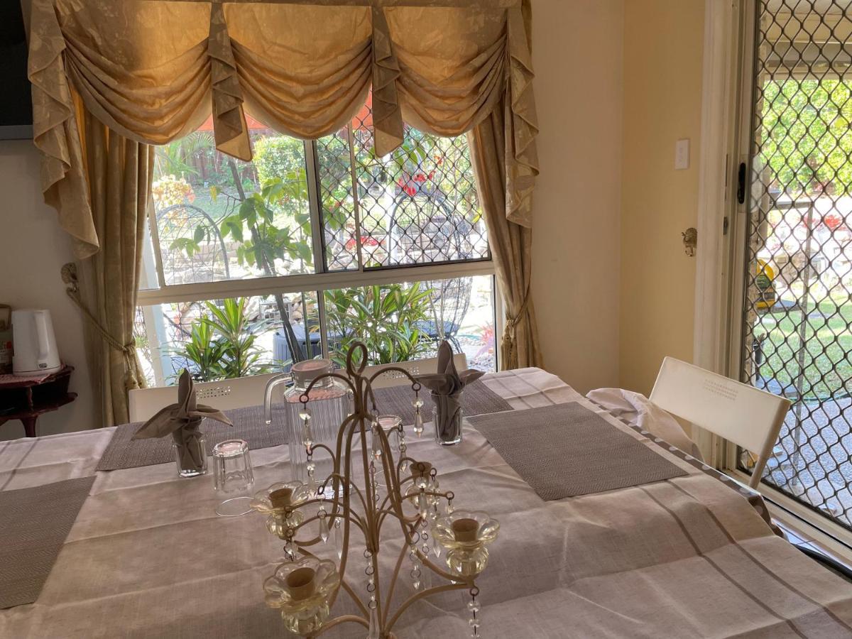 Guest house Theme Parks Amituofo Homestay *