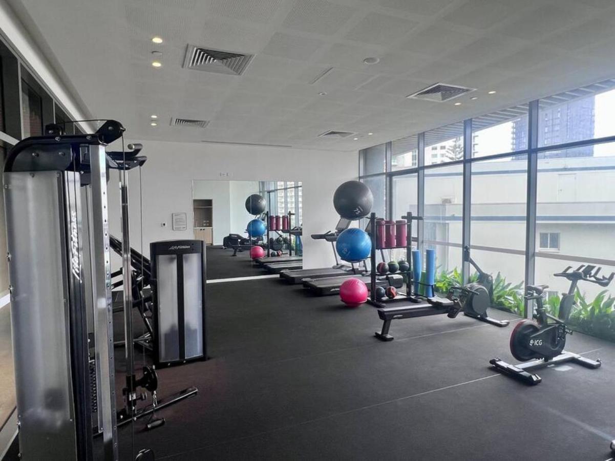 Signature Amazing Ocean Views Lvl 14 Unit 7 Apartment Gold Coast