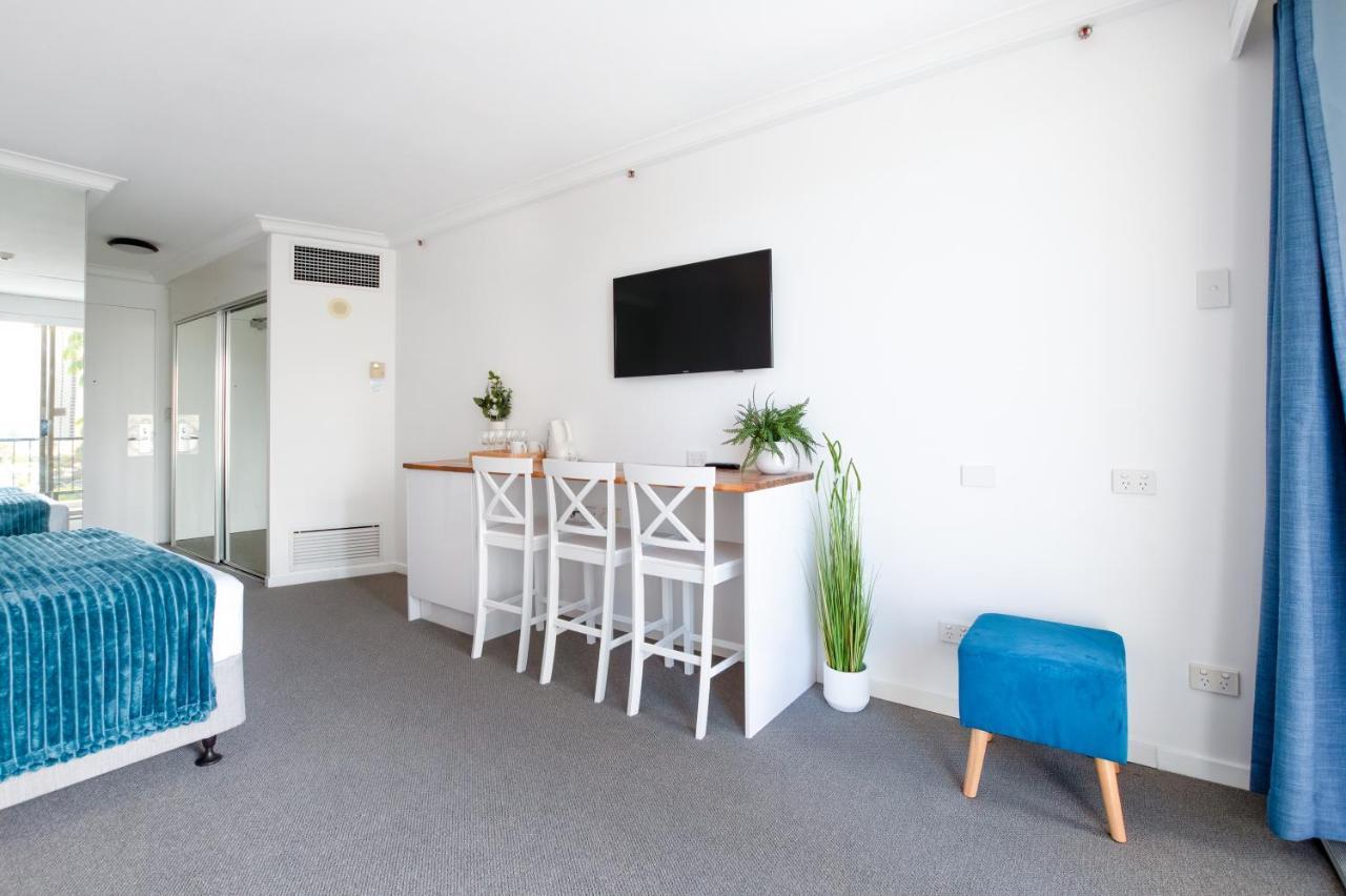 Surfers Paradise Hotel