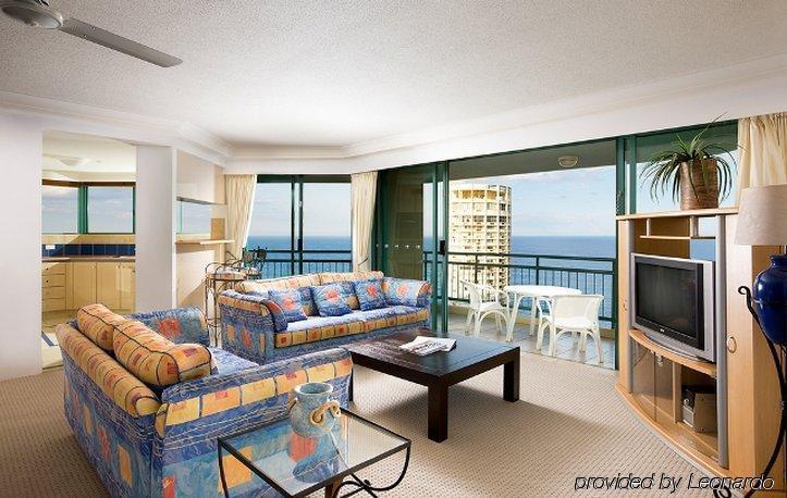 Mantra Crown Towers Aparthotel 4*