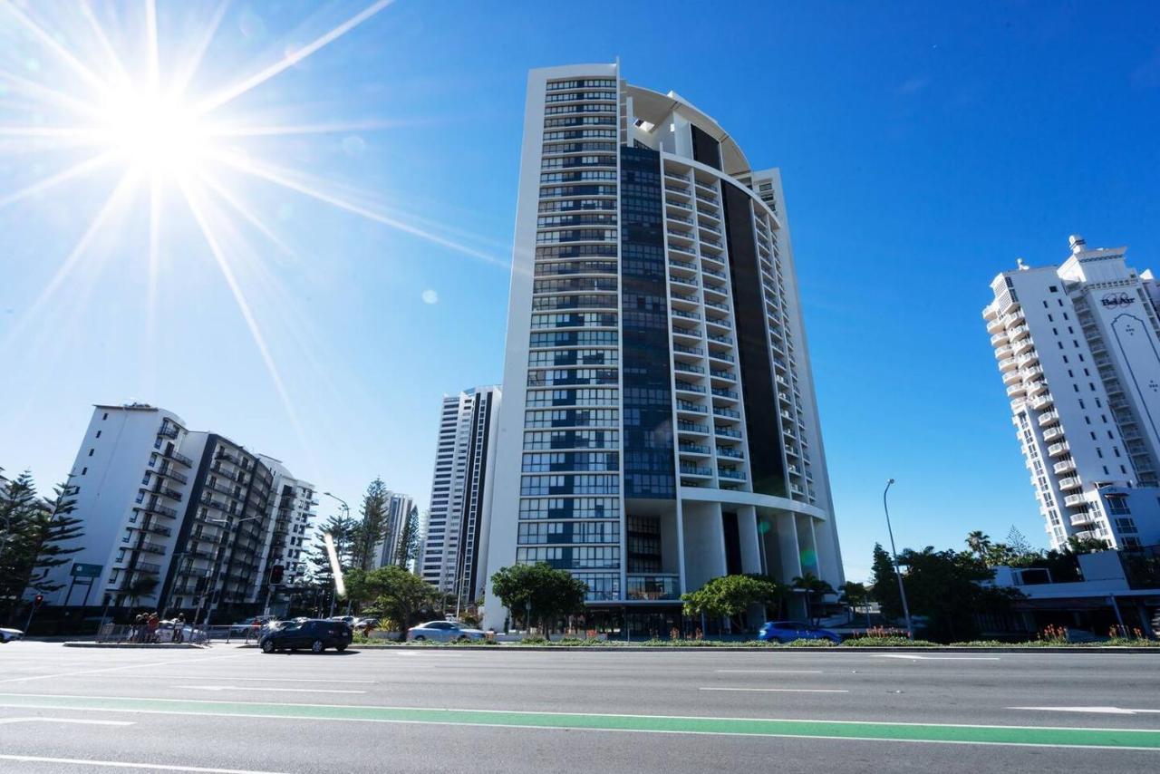 Luxe High-rise With Al Fresco Dining & Ocean Views * Gold Coast