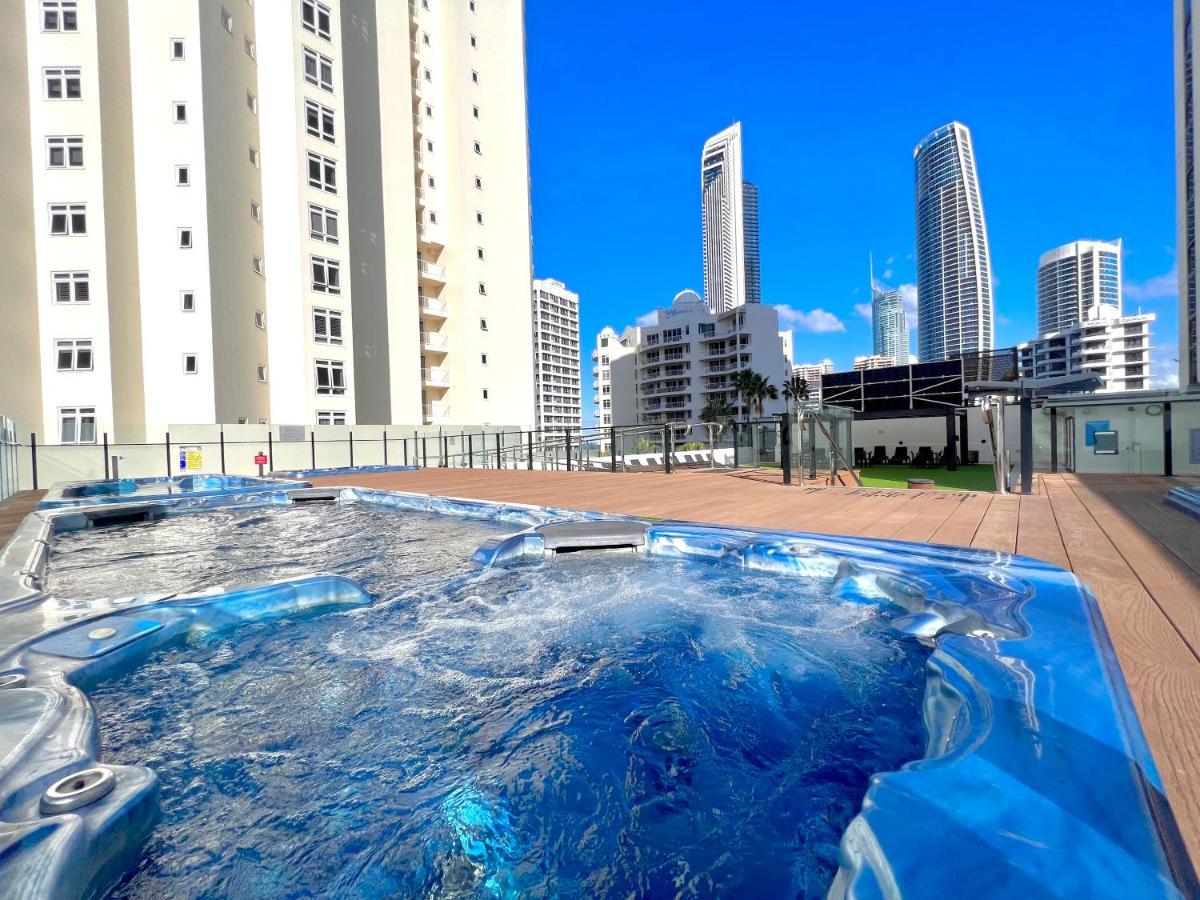 High Floor Ocean View King With Free Wi-fi * Gold Coast