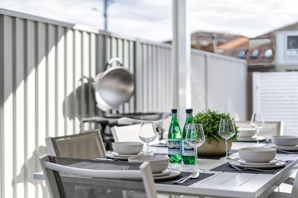 Coastal 3bd Surfersp
