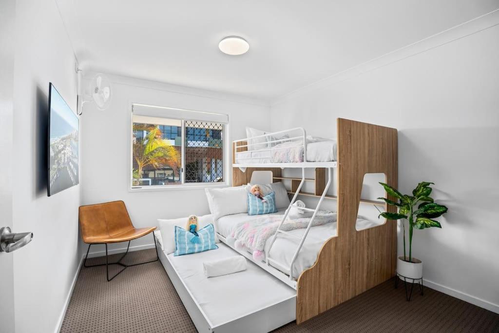 Coastal 3bd Surfersp Holiday home Gold Coast