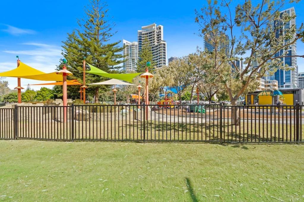 Apartment Beachfront Bliss 2 Bd Broadbeach Gold Coast