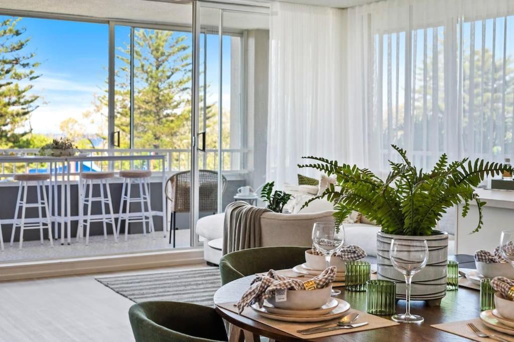 Beachfront Bliss 2 Bd Broadbeach * Gold Coast