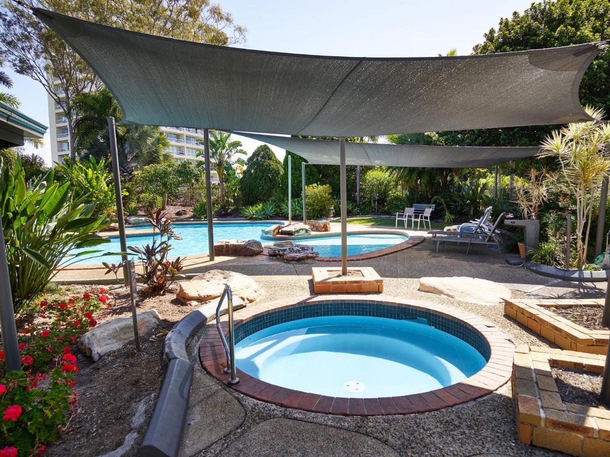 Supa Sized 3 Bedroom 2 Bath Gold Coast