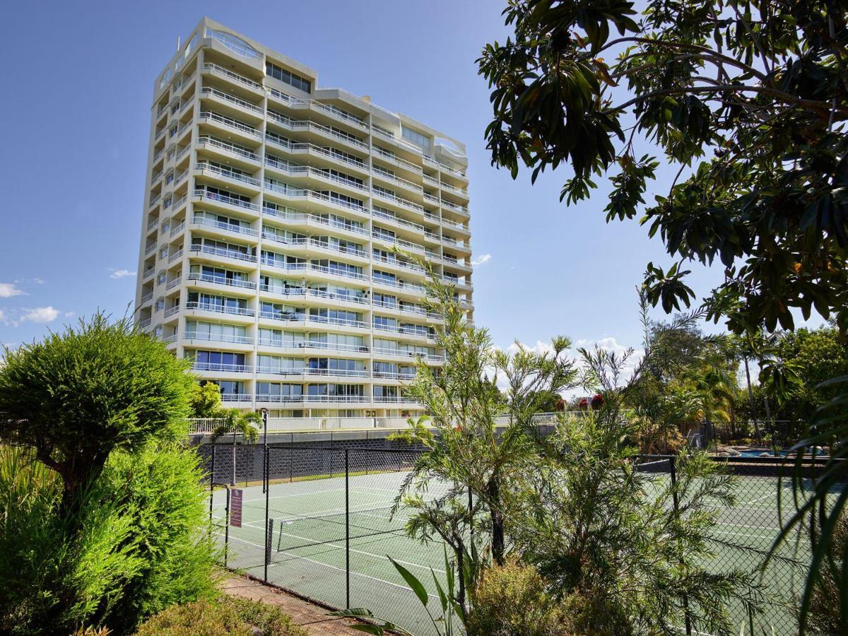 Supa Sized 3 Bedroom 2 Bath Apartment *