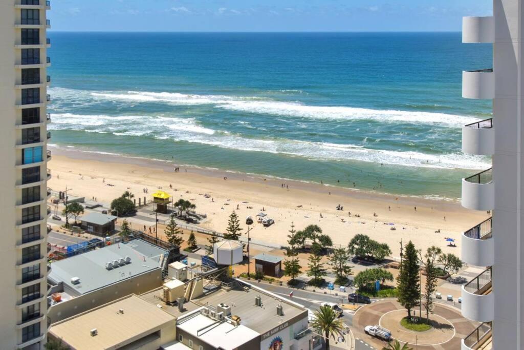 Surfers Paradise Beachcomber