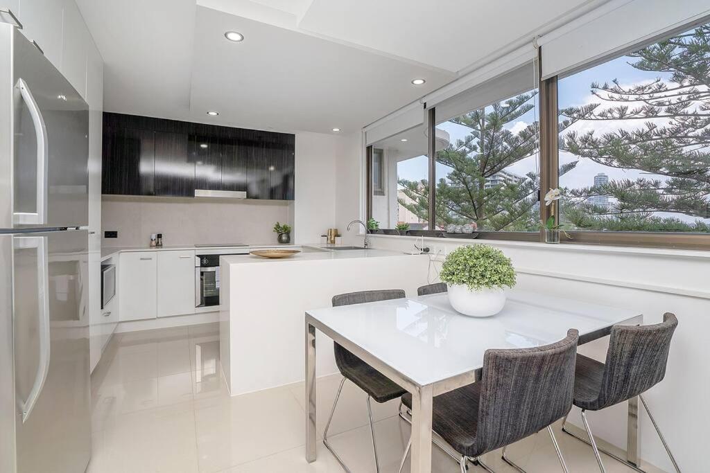 Bright 2b2b W/spectacular Main River Views * Gold Coast