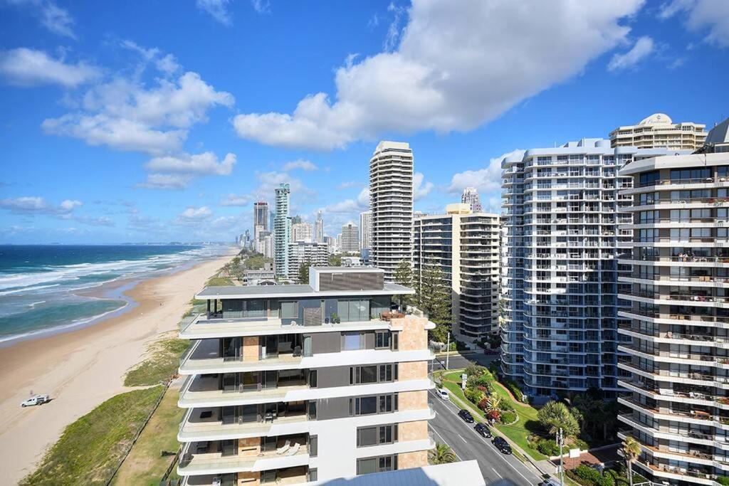 Spectacular Luxury Beachfront Gold Coast