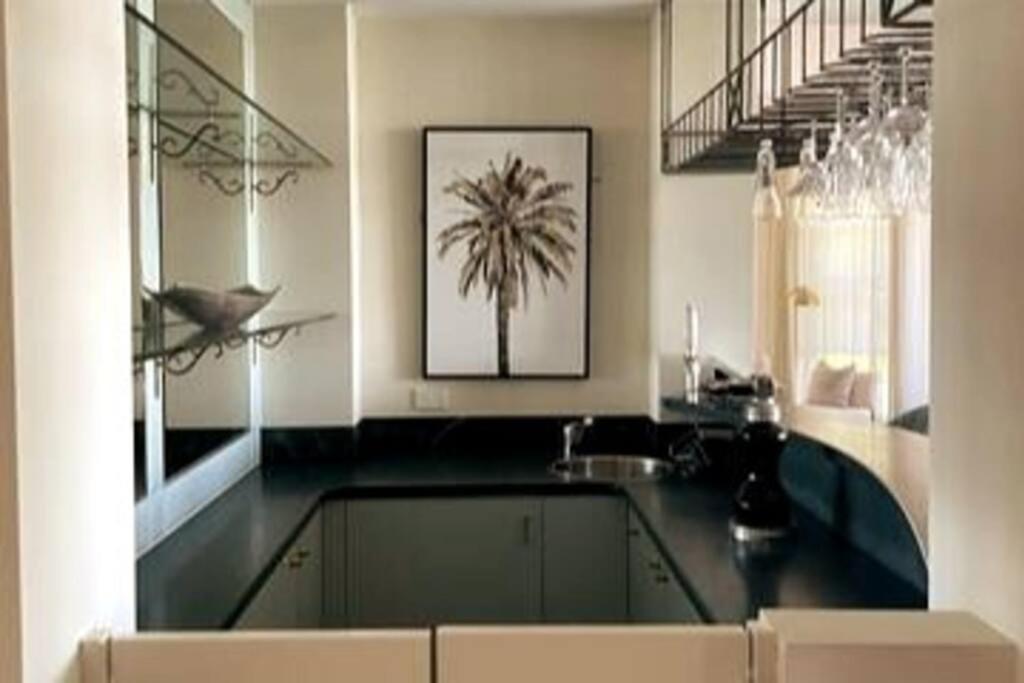 Holiday home Extravagant Waterfront Home! Gold Coast