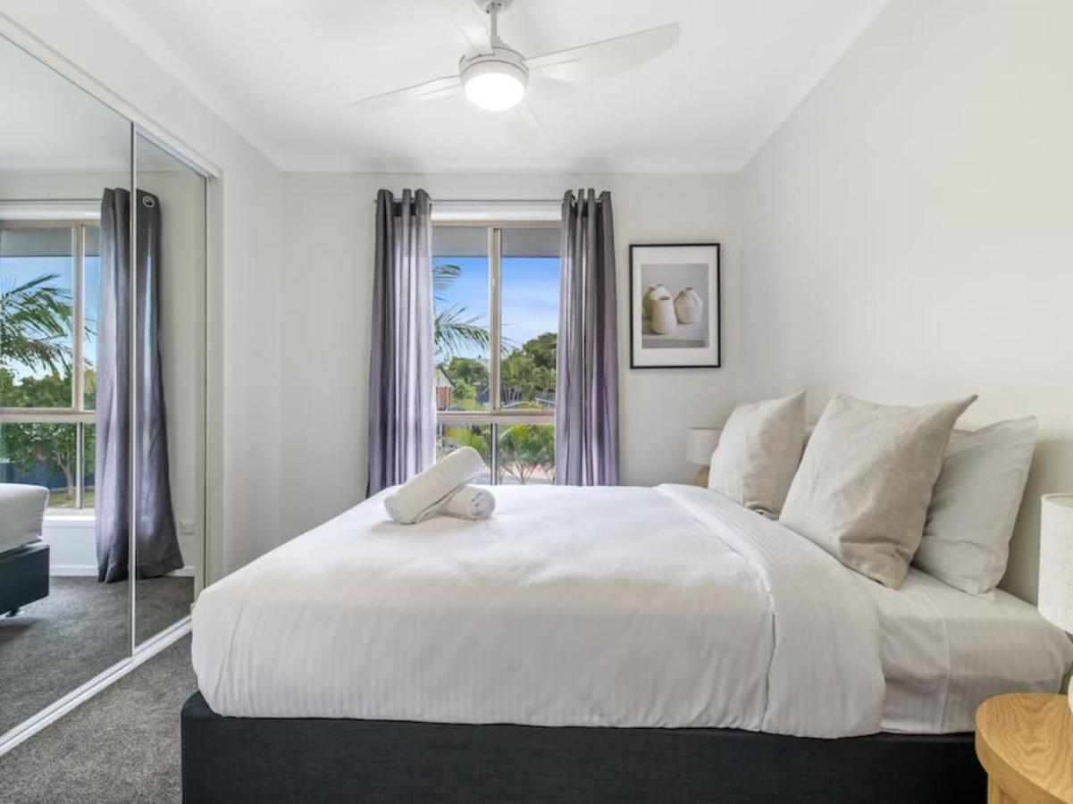Luxury 5br Retreat Family House With Pool In Gc