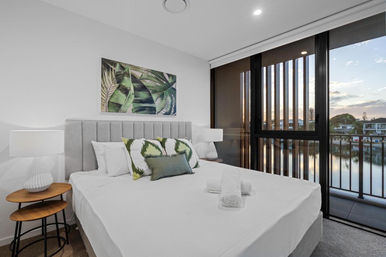 Apartamento The Riverview - Brand New Modern 2br With King Bed, Parking & Pool Gold Coast