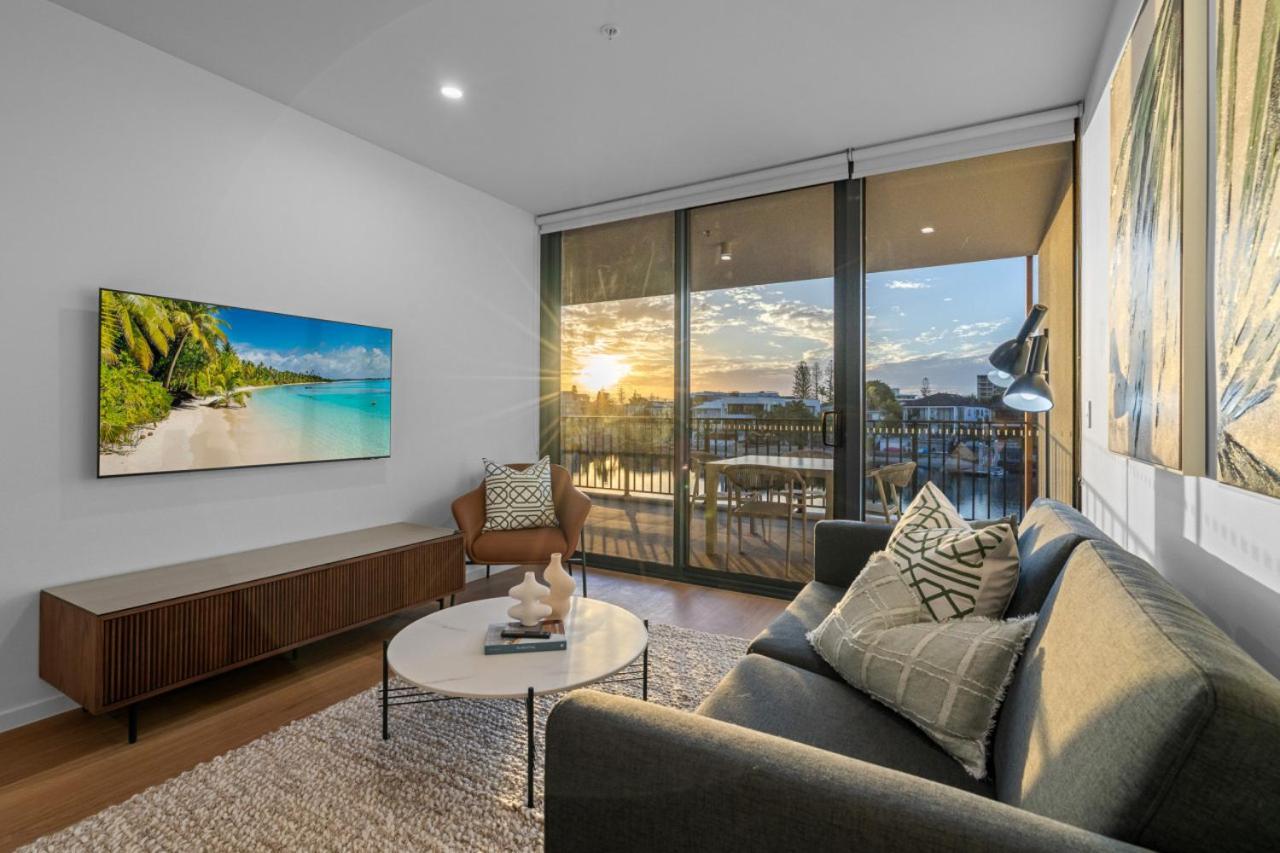 The Riverview - Brand New Modern 2br With King Bed, Parking & Pool Apartamento