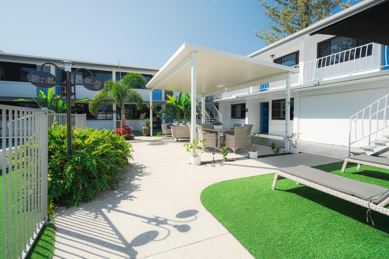 Montego Mermaid Gold Coast
