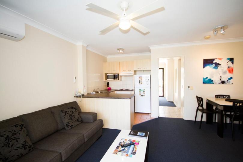 Island 3* Gold Coast