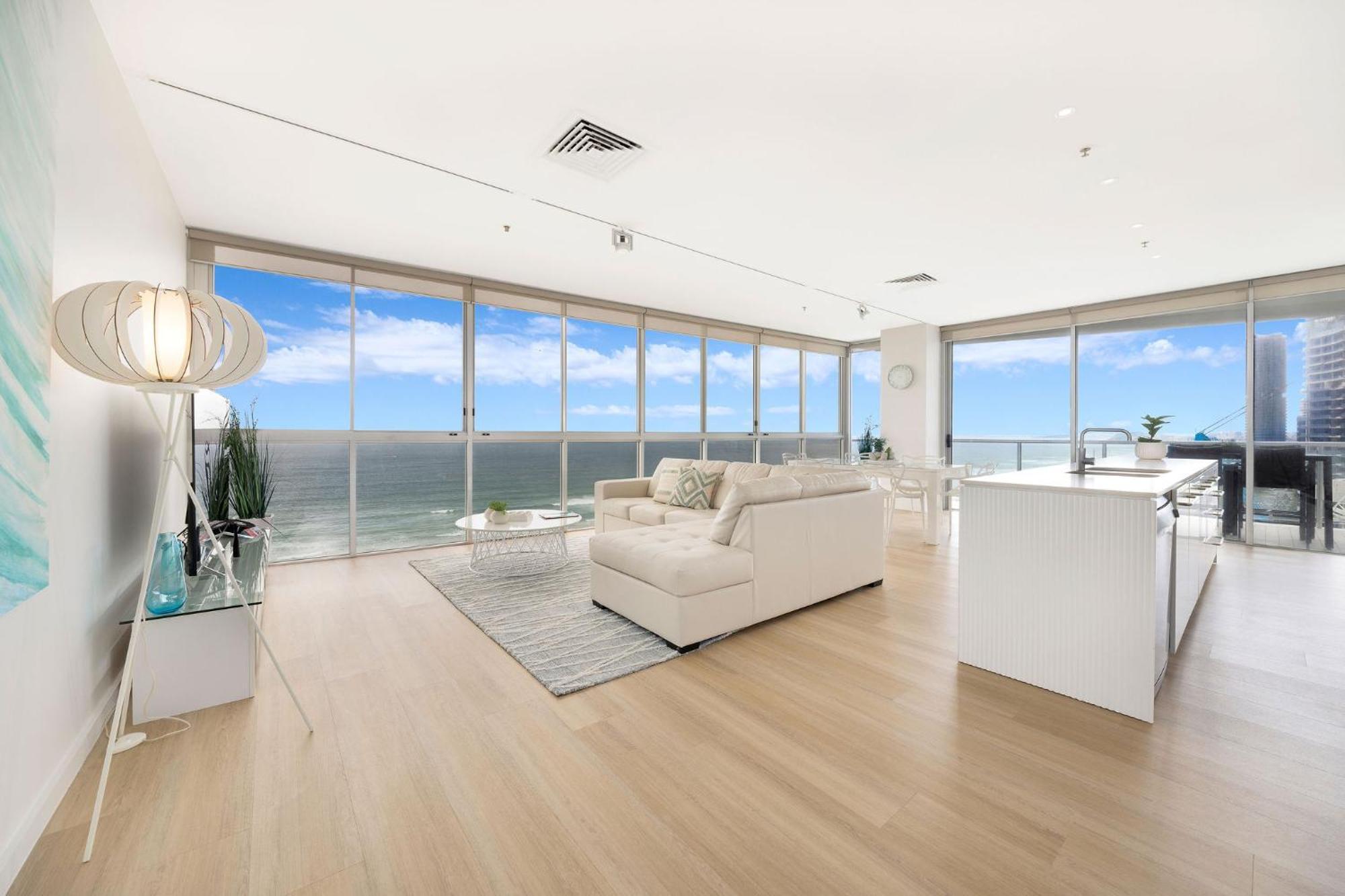 Ultiqa Air On Broadbeach 4* Gold Coast