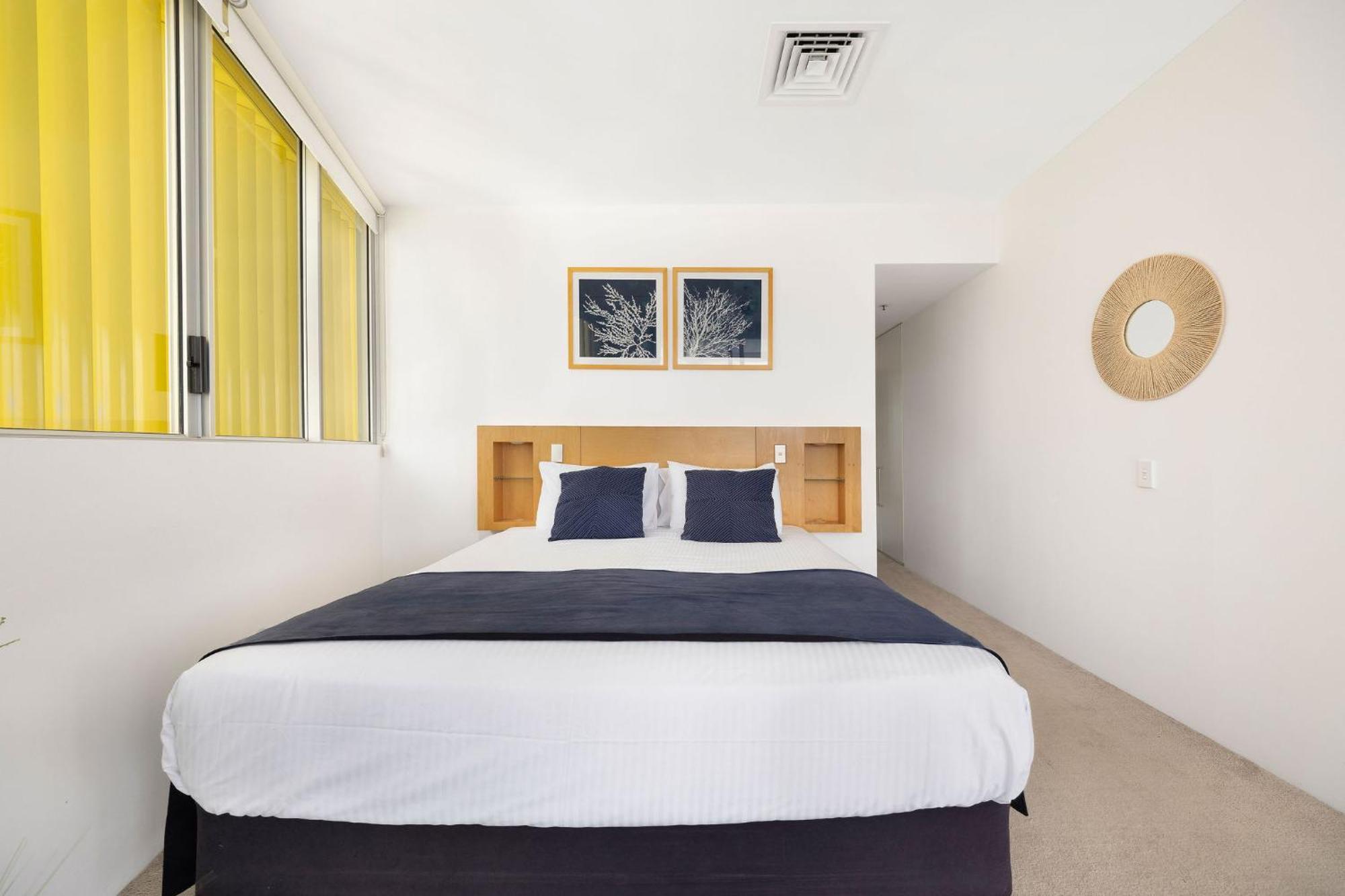 Ultiqa Air On Broadbeach 4* Gold Coast