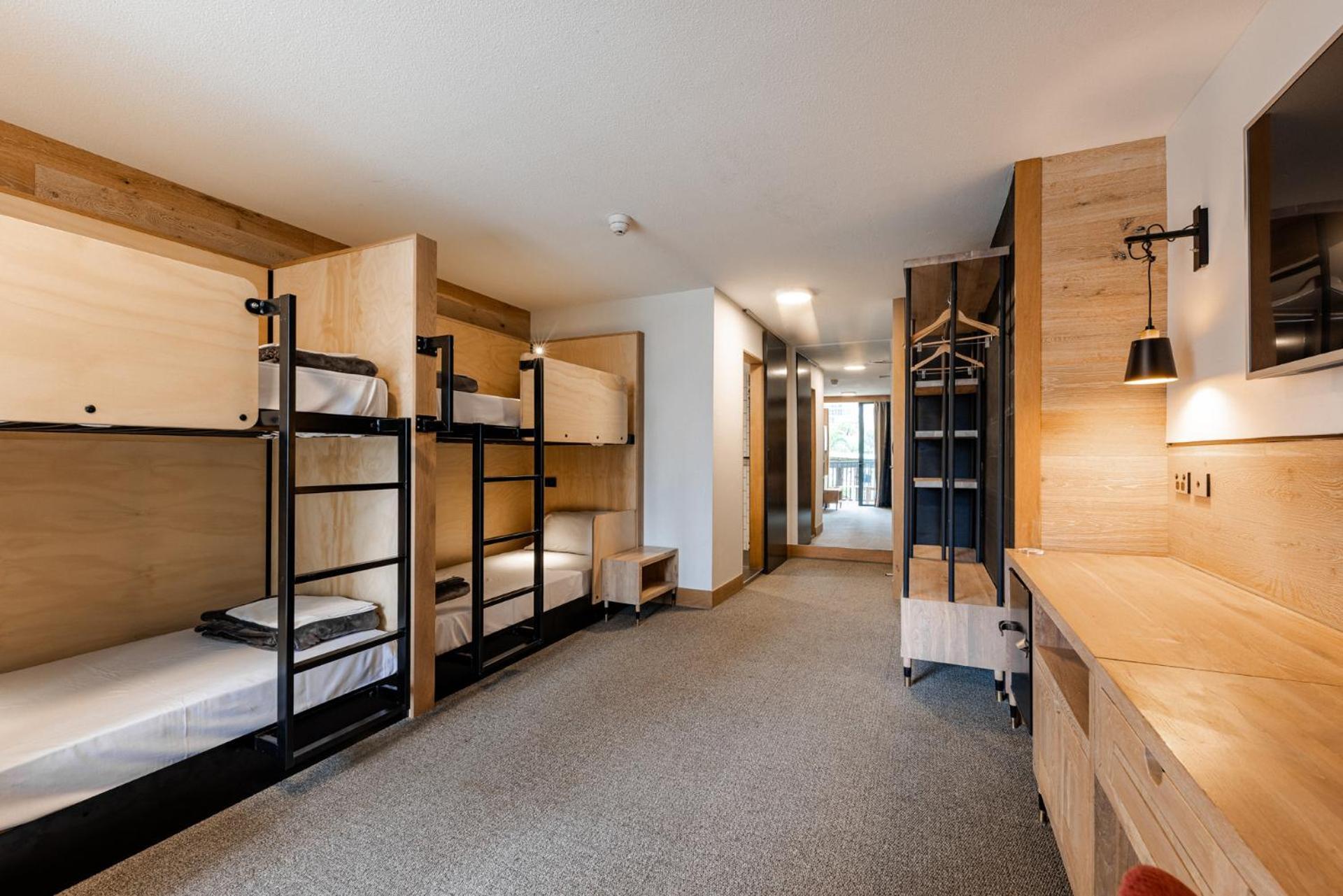 Hostel Bunk Surfers Paradise International Backpacker (adults Only) Gold Coast