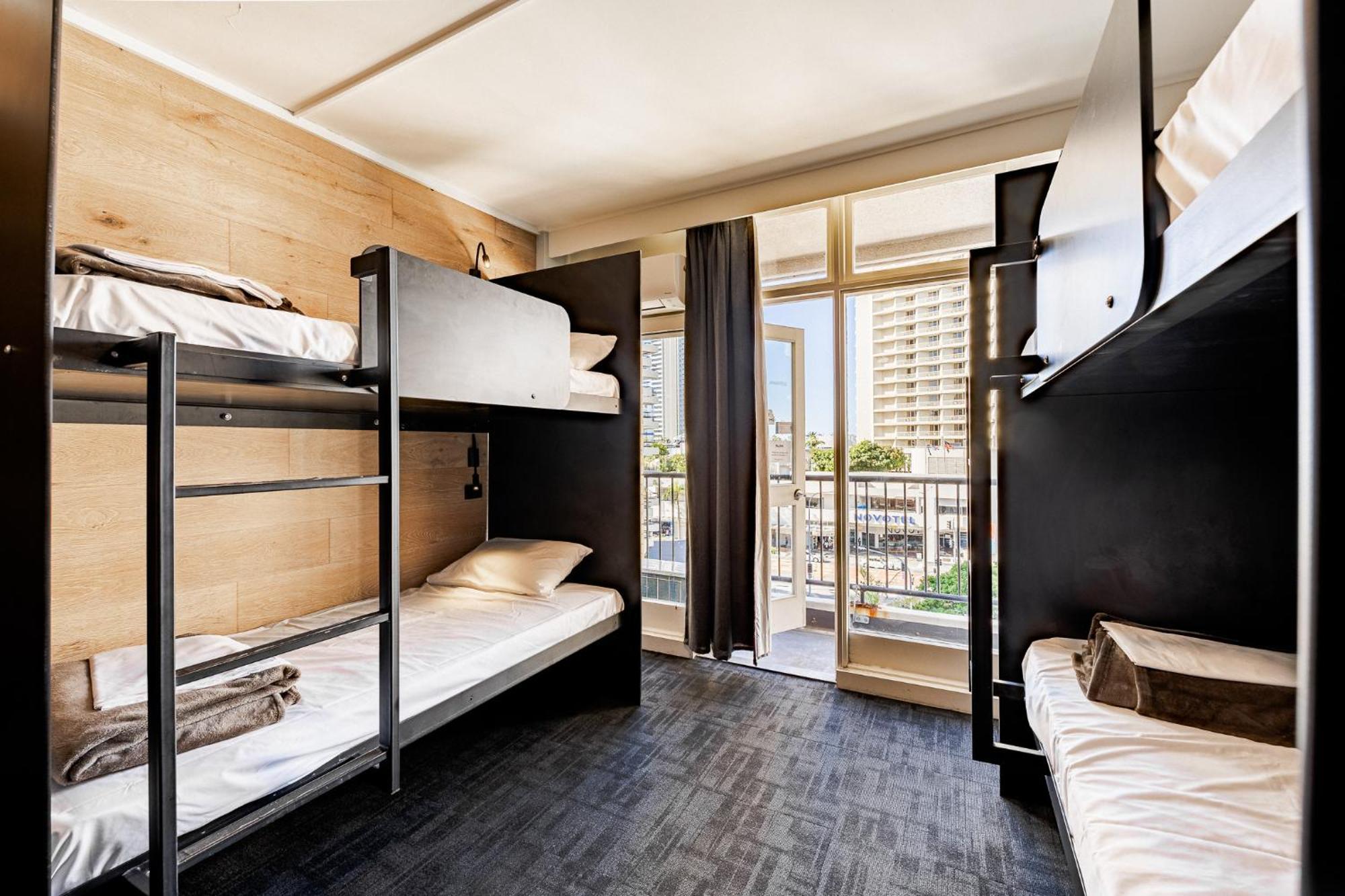 Bunk Surfers Paradise International Backpacker (adults Only) *