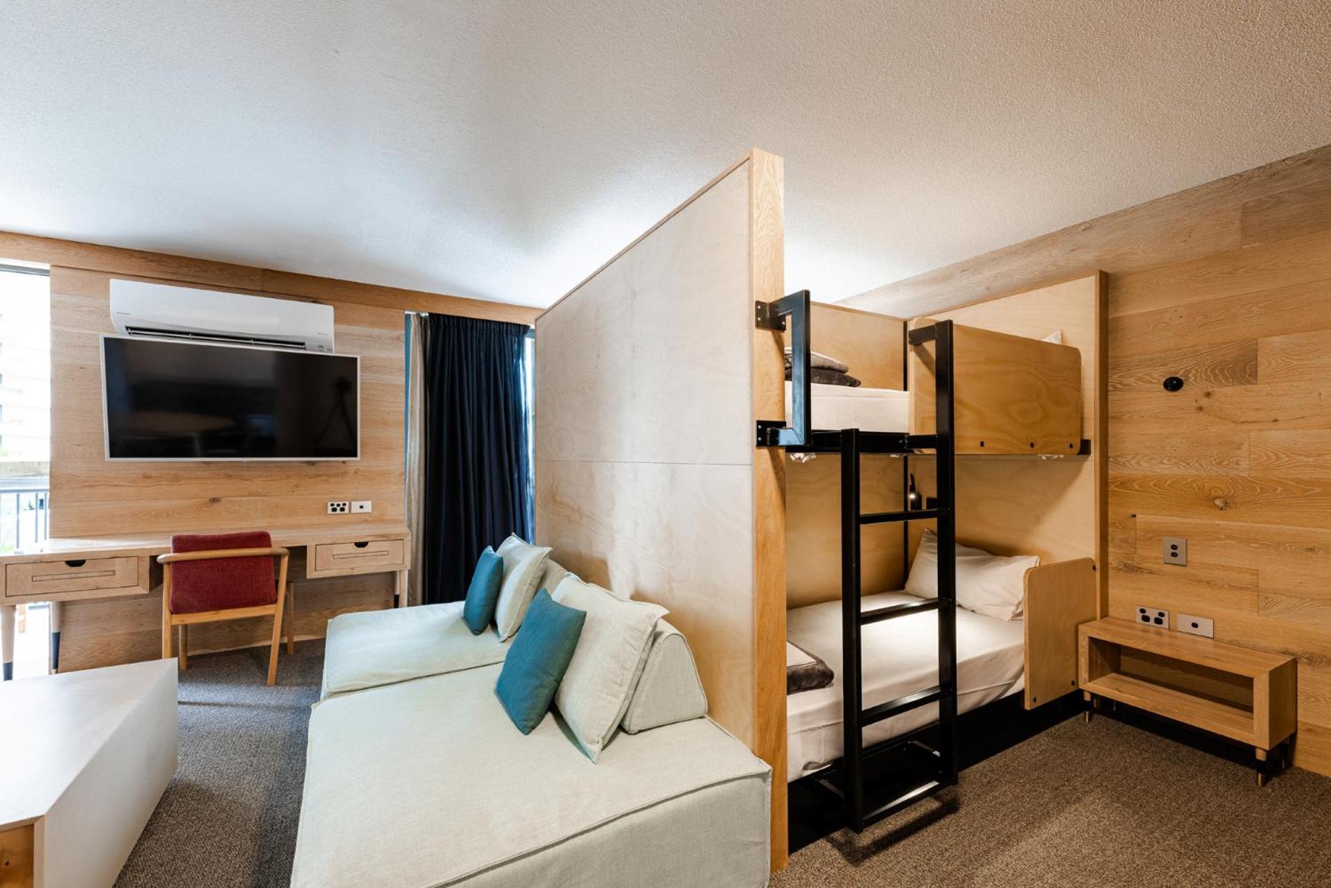 Hostel Bunk Surfers Paradise International Backpacker (adults Only)