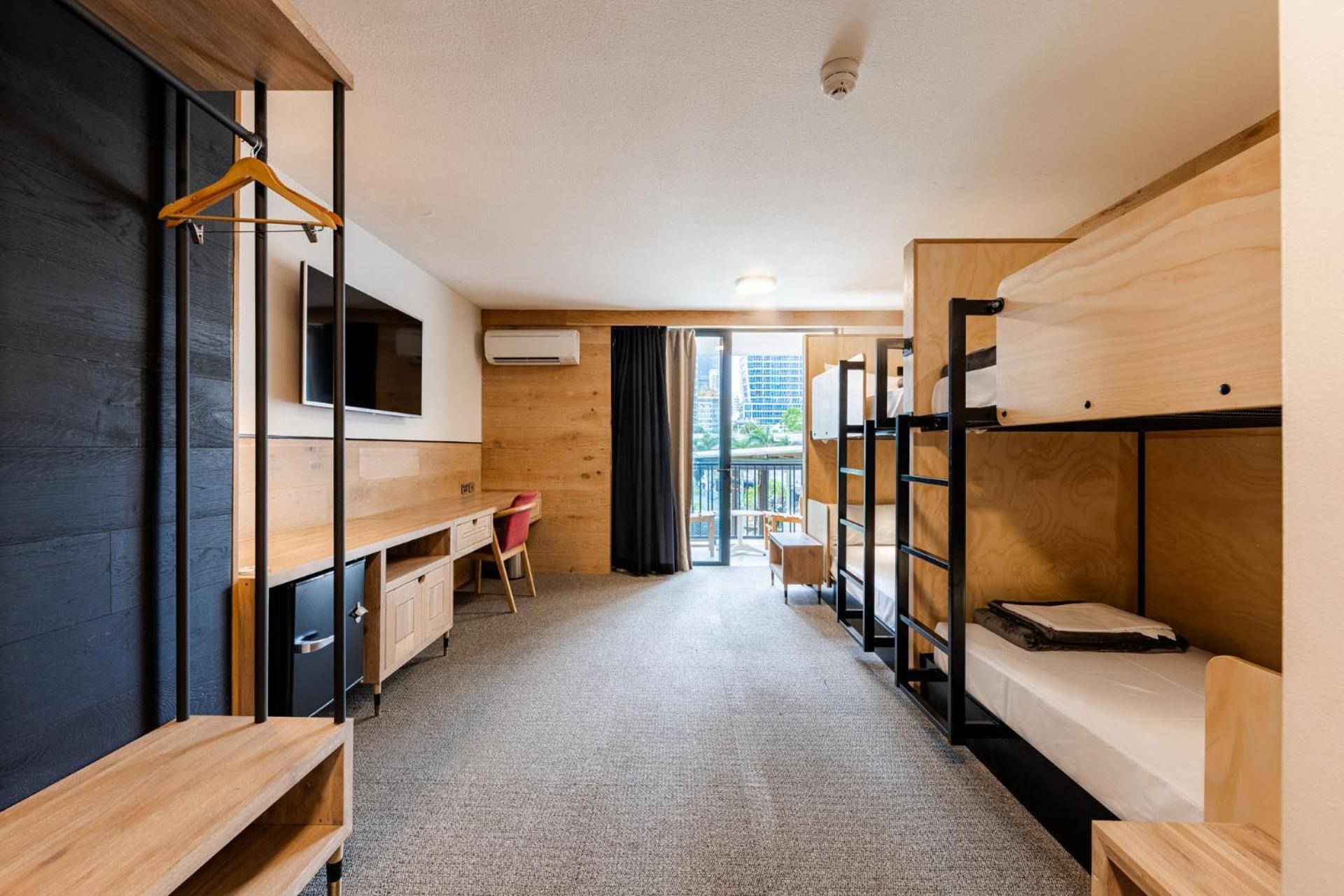 Bunk Surfers Paradise International Backpacker (adults Only) Hostel Gold Coast
