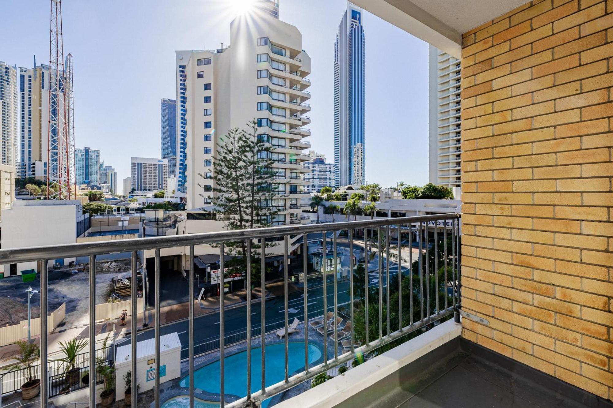 Bunk Surfers Paradise International Backpacker (adults Only) Hostel Gold Coast