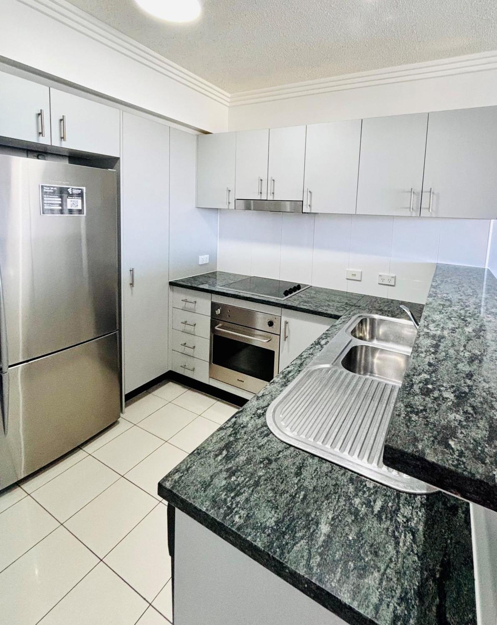 Aqualine On The Broadwater Aparthotel Gold Coast