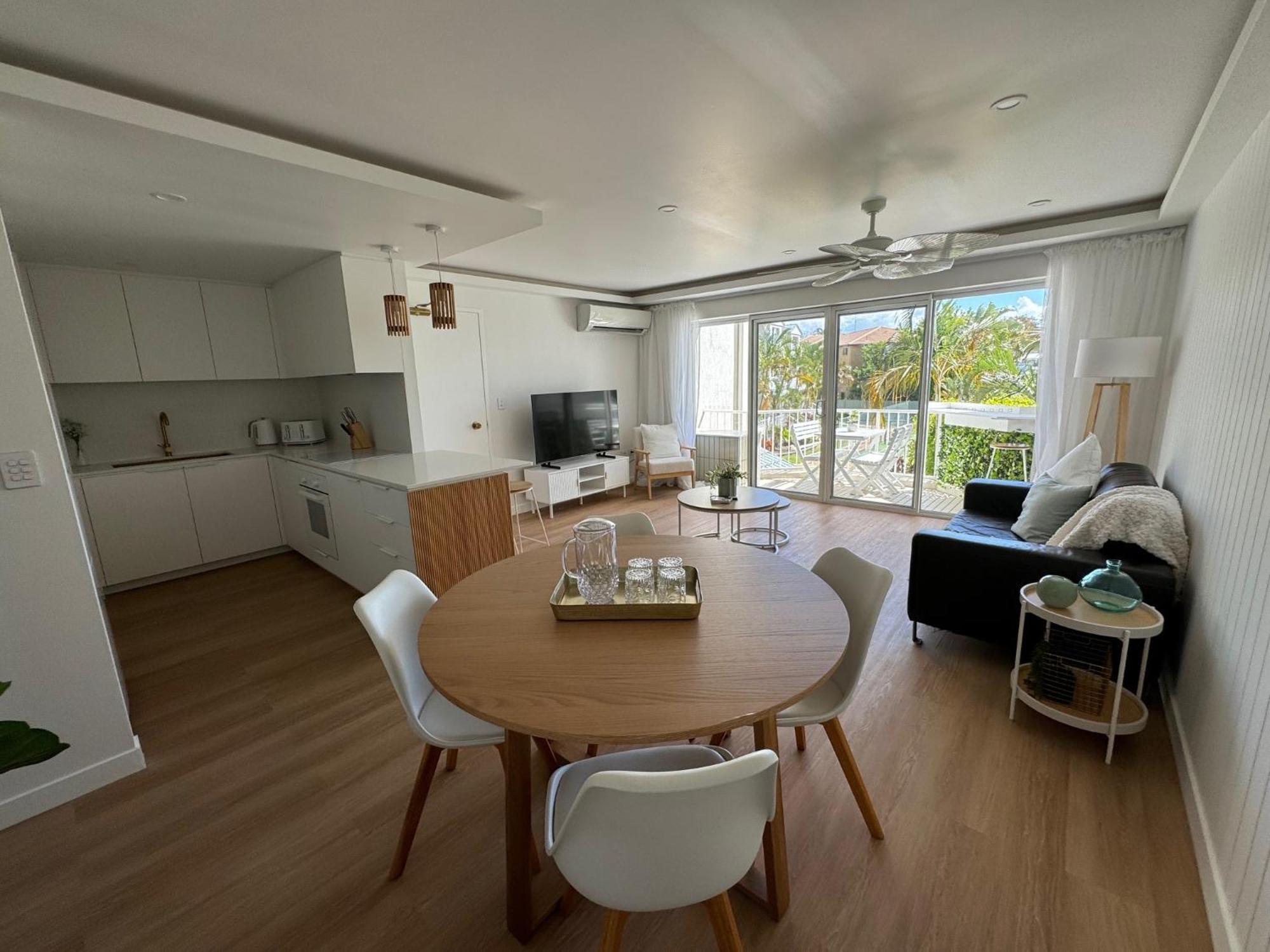 Pelican Cove Gold Coast
