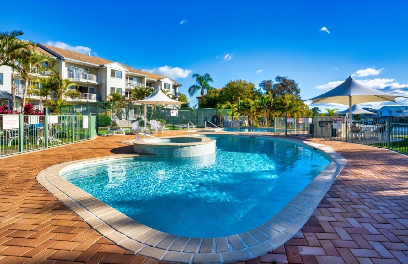Pelican Cove Resort