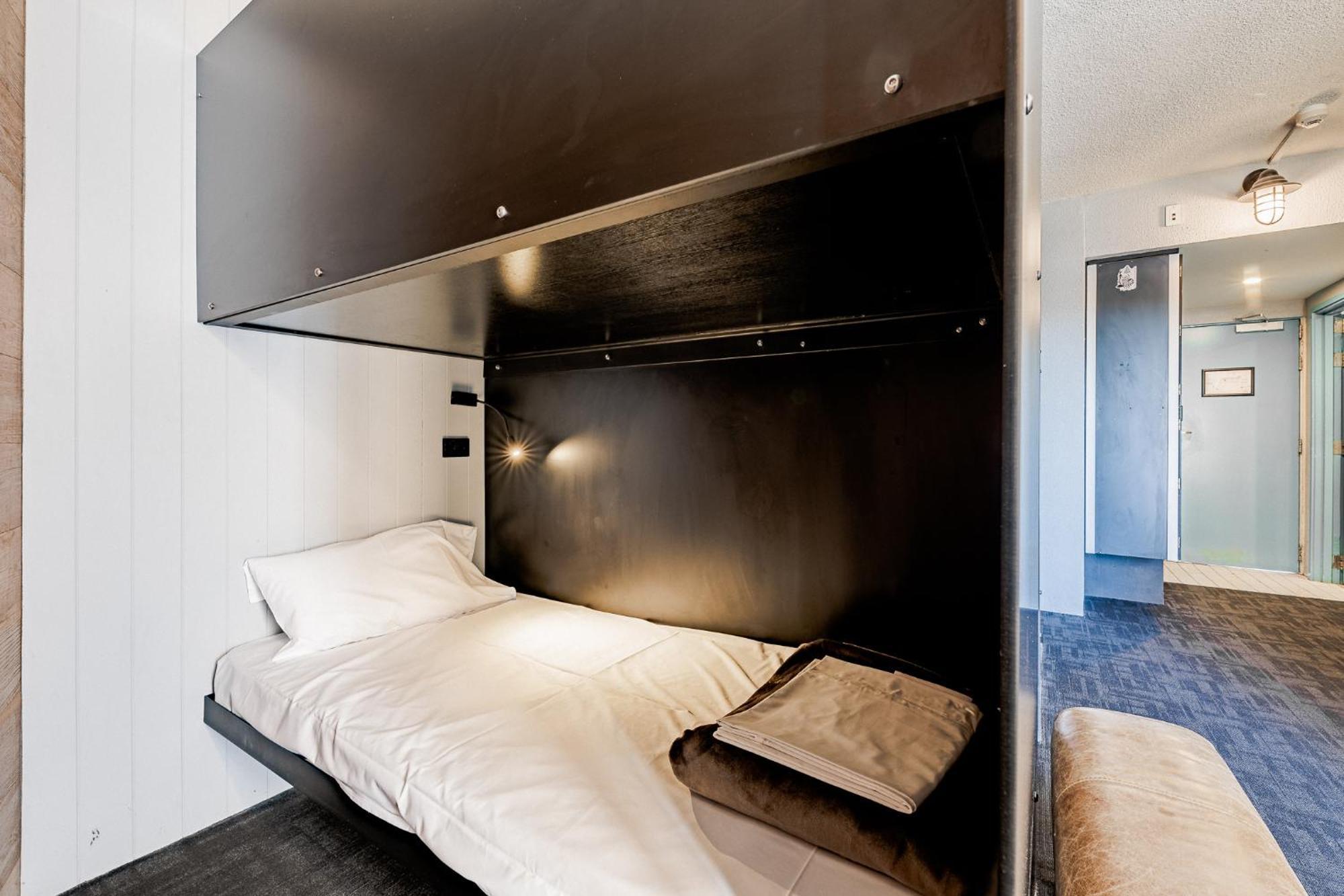 Hostel Bunk Surfers Paradise International Backpacker (adults Only)