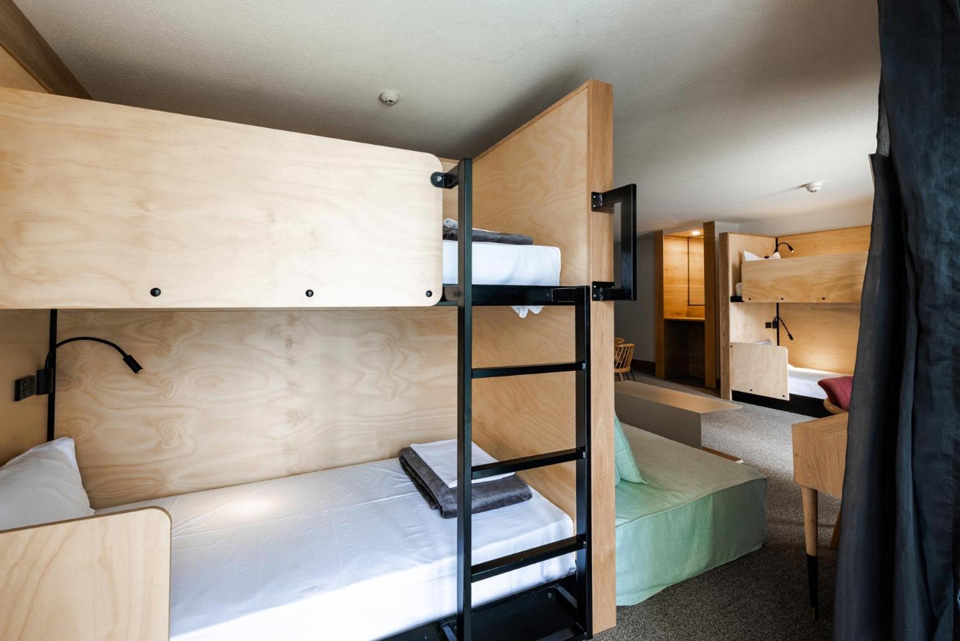 Bunk Surfers Paradise International Backpacker (adults Only) Hostel