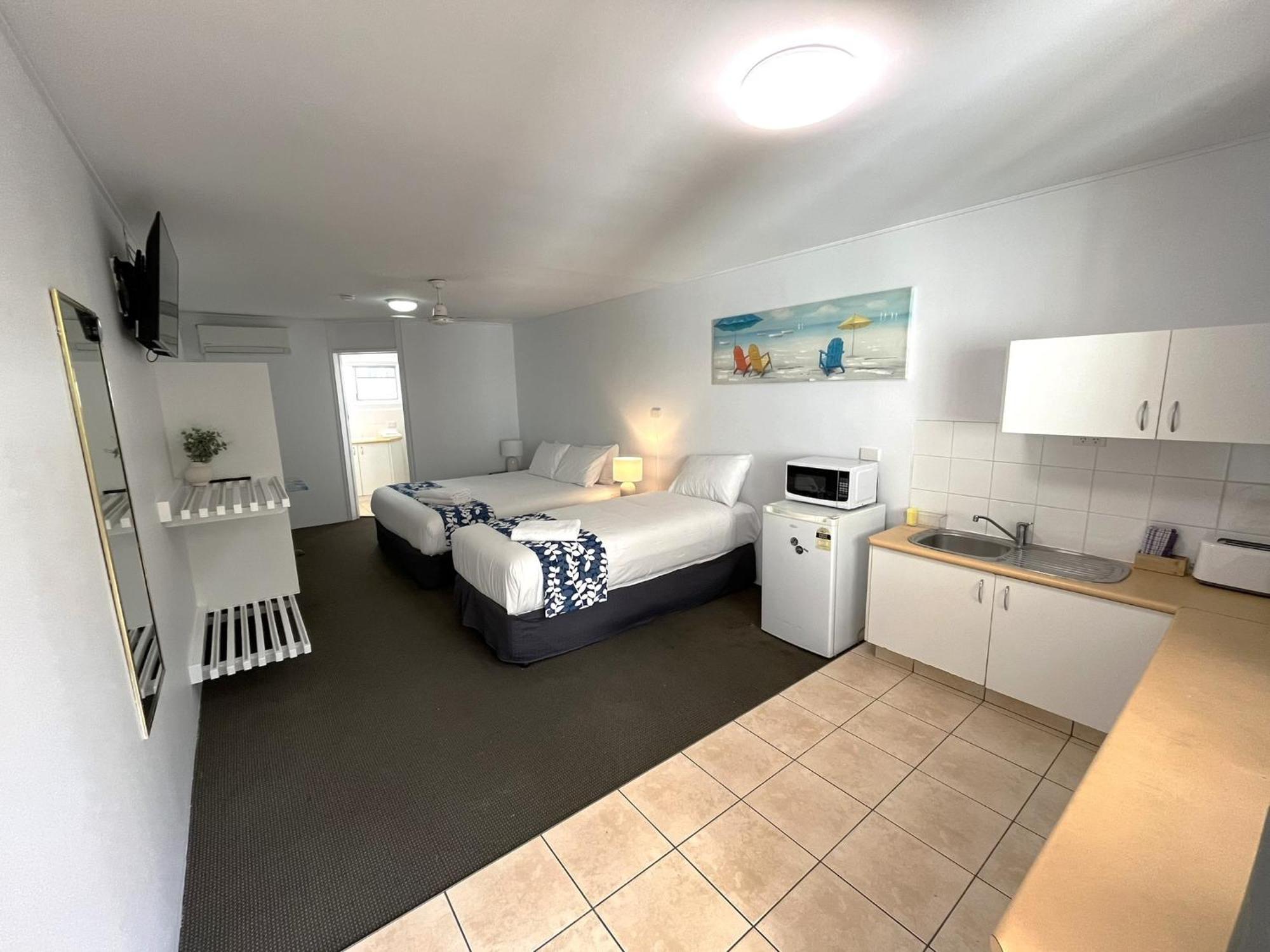 Browns Broadbeach 3*