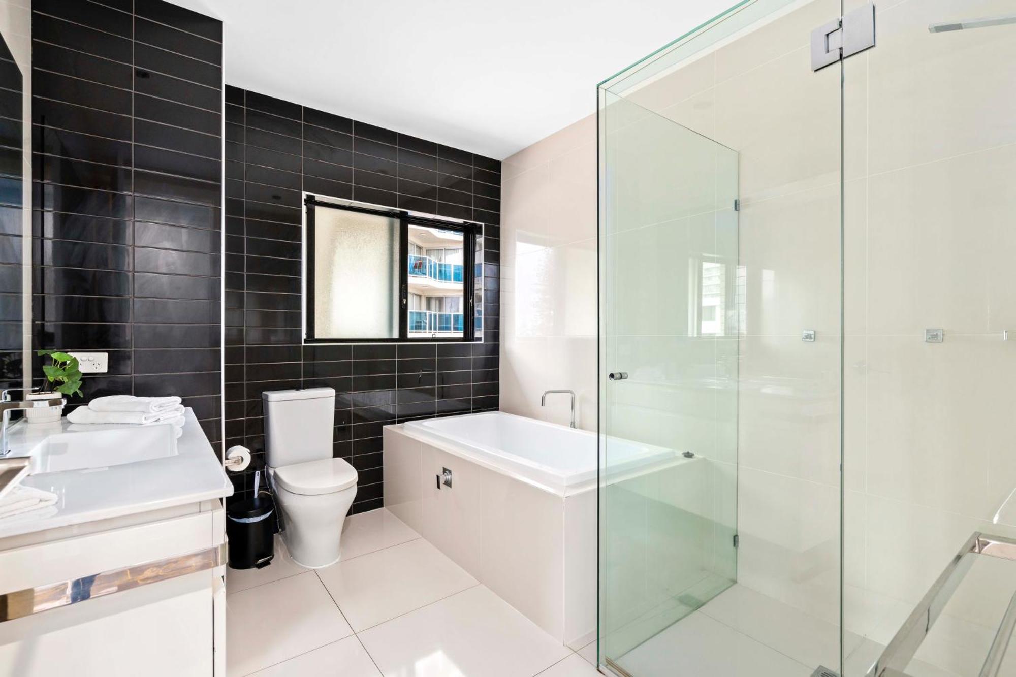 Driftwood In Surfers Paradise - Privately Managed * Gold Coast
