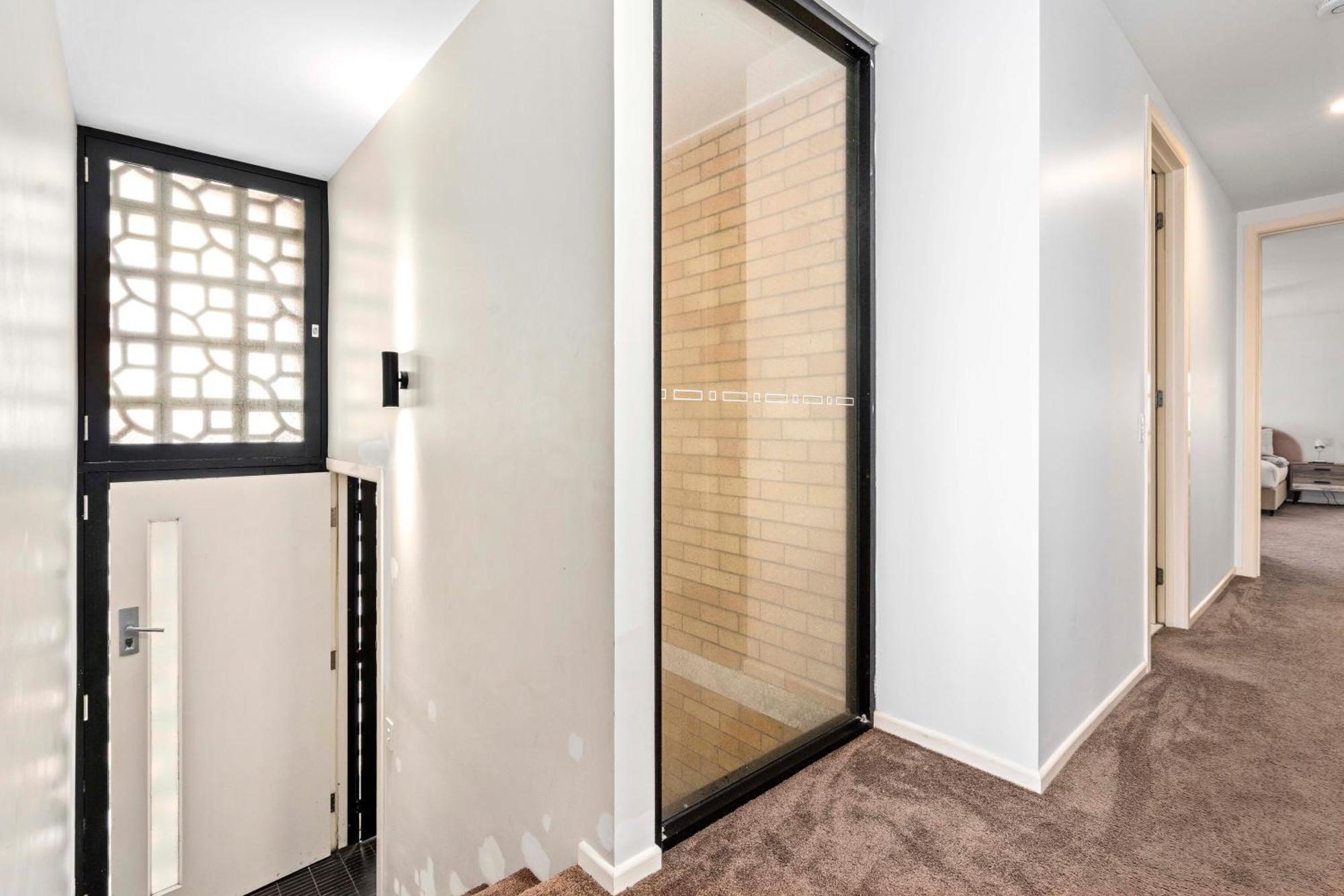 Driftwood In Surfers Paradise - Privately Managed * Gold Coast