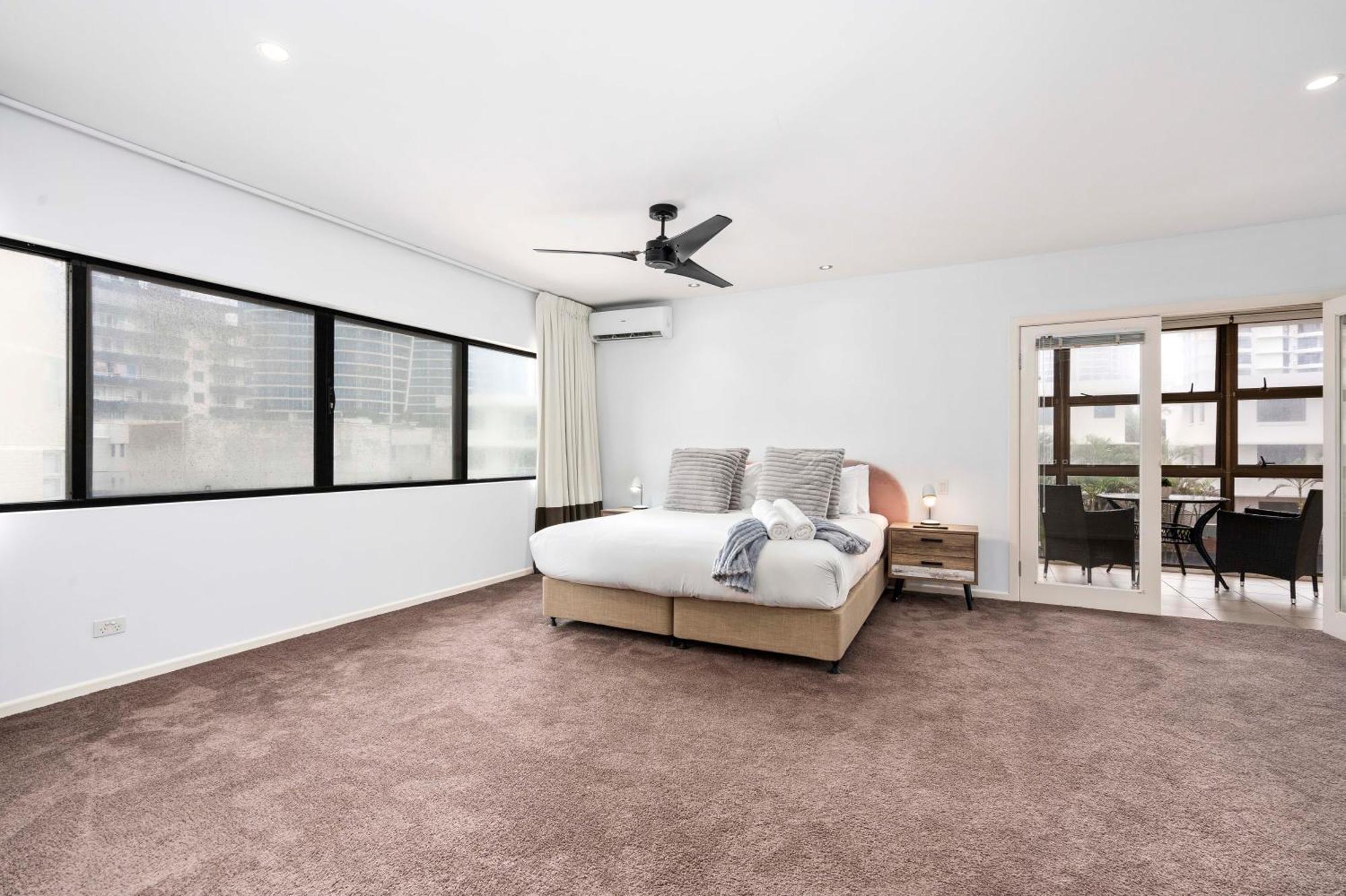 Driftwood In Surfers Paradise - Privately Managed Gold Coast
