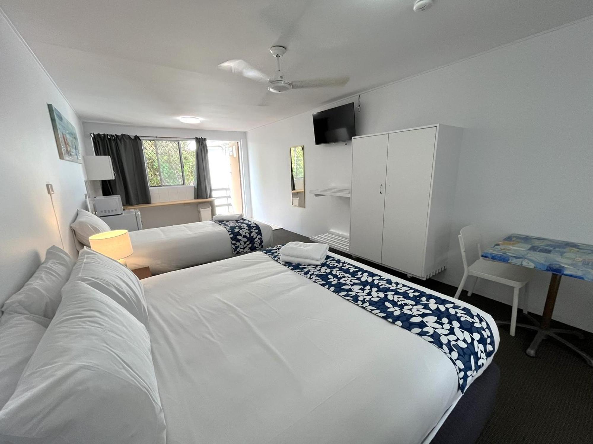 Browns Broadbeach Motel Gold Coast