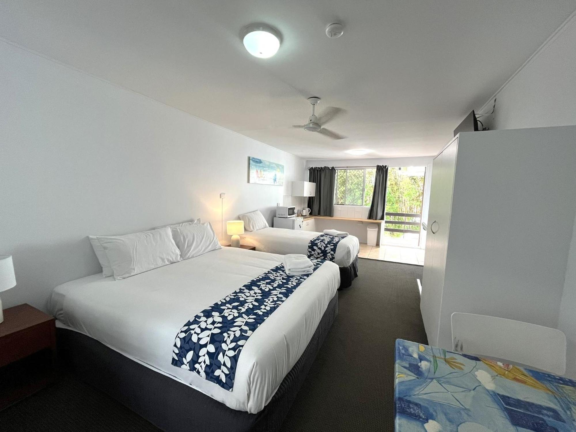 Browns Broadbeach 3*