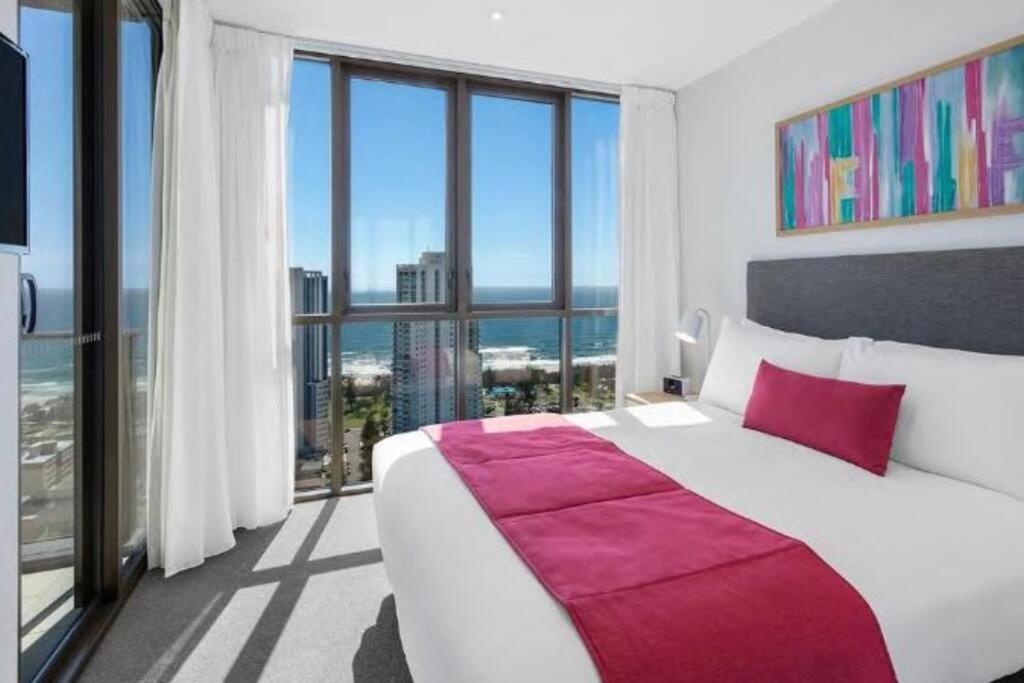 Apartment Oceanview Living Gold Coast