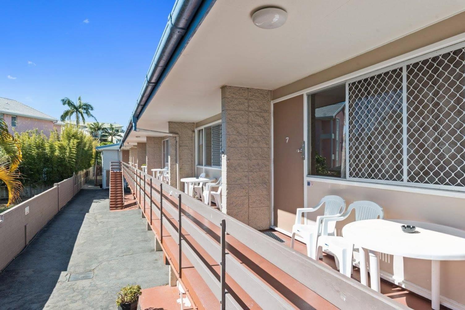 Motel Browns Broadbeach Gold Coast