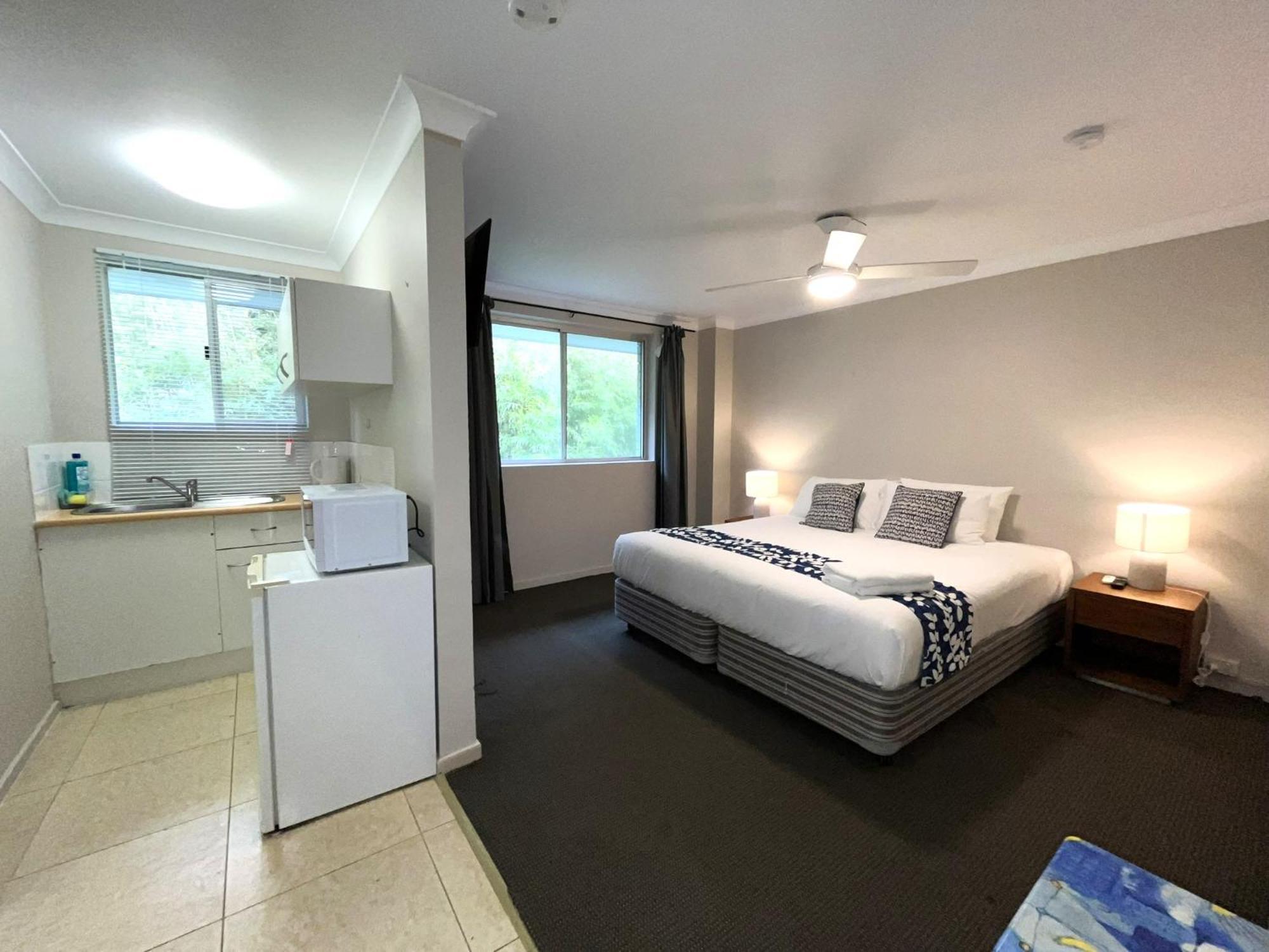 Motel Browns Broadbeach Gold Coast