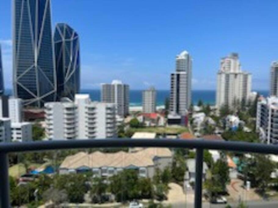 Apartamento Broadbeach Surfers Spa Bath Ocean View Gold Coast