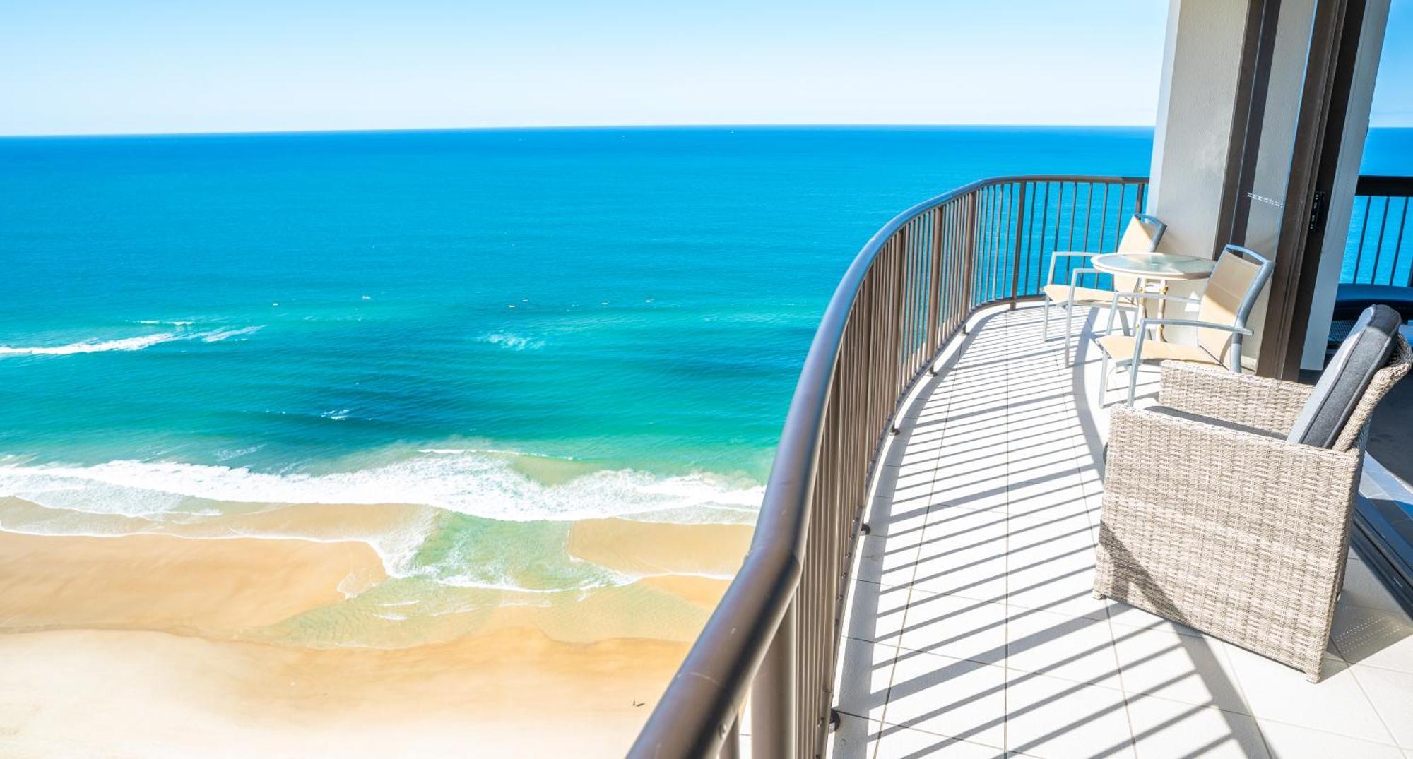 Surfers Aquarius On The Aparthotel 4*