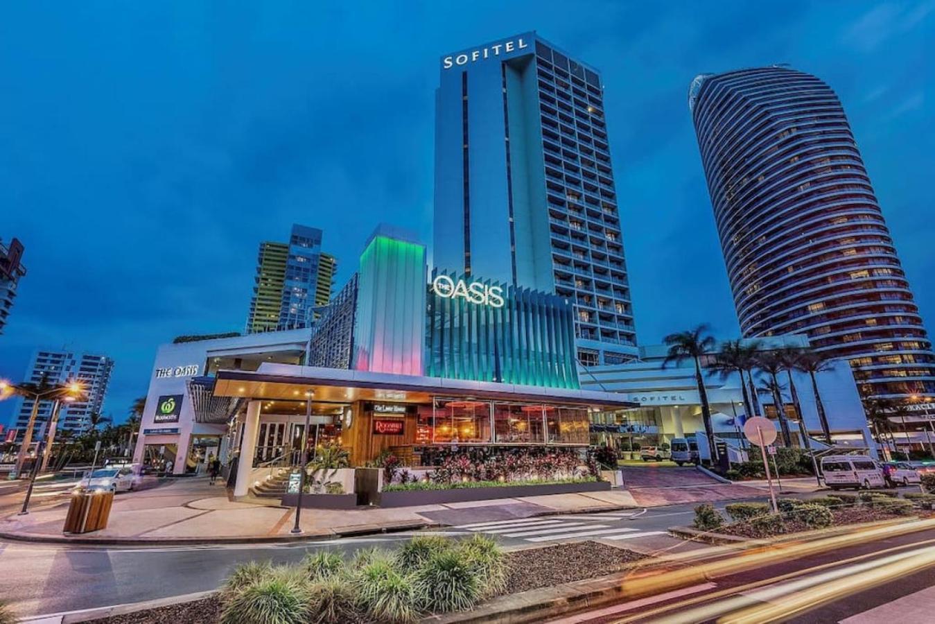 Ocean And River View Luxury 2bd With Prime Location *