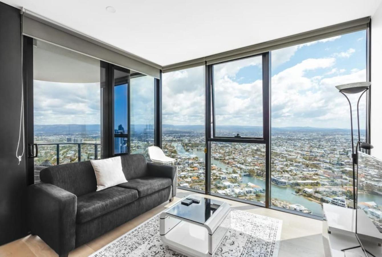 Ocean And River View Luxury 2bd With Prime Location *