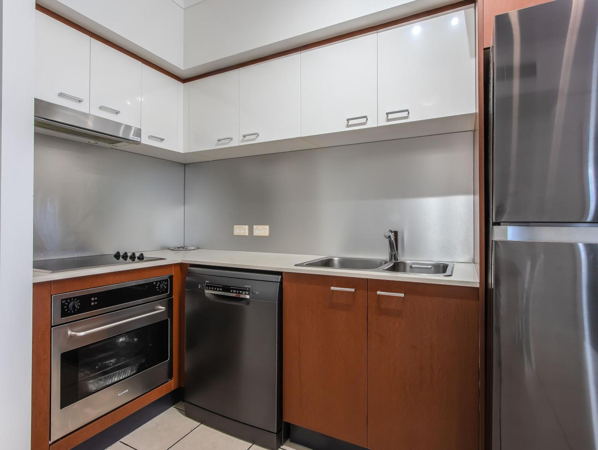 Towers Of Chevron - Private - Hosted By Coastal Letting Co. * Gold Coast