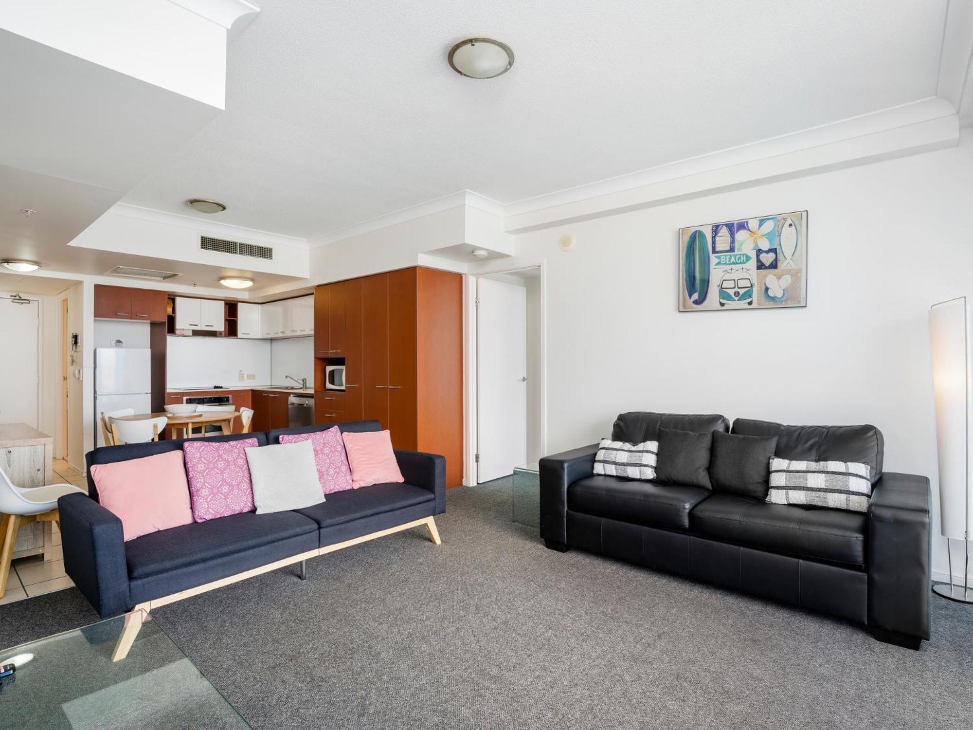 Towers Of Chevron - Private - Hosted By Coastal Letting Co. Gold Coast